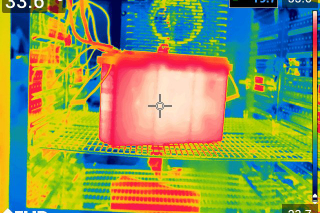 Skupina analýzy tepelných dějů - termovizní měření baterie